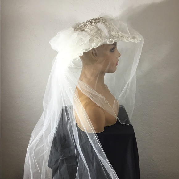 Bridal Wedding Hat w/ Veil and Train main image 8